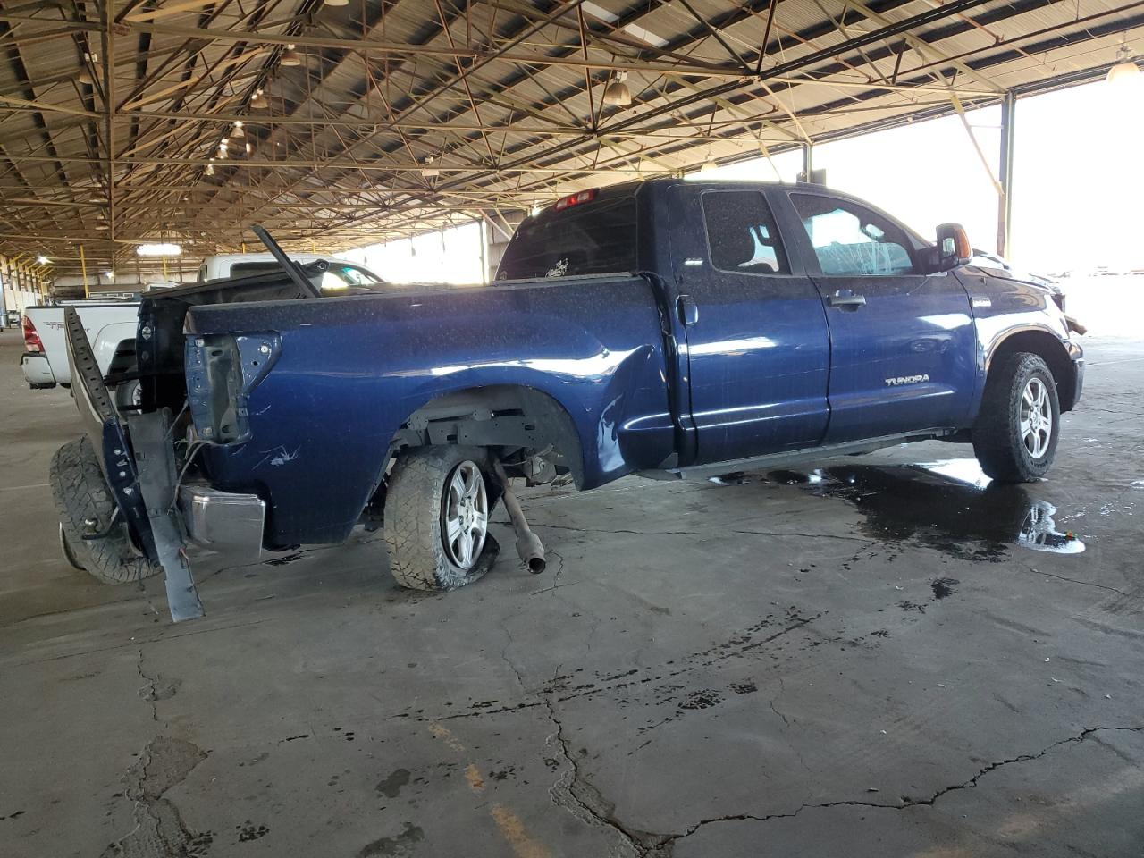 2010 Toyota Tundra - Image 3