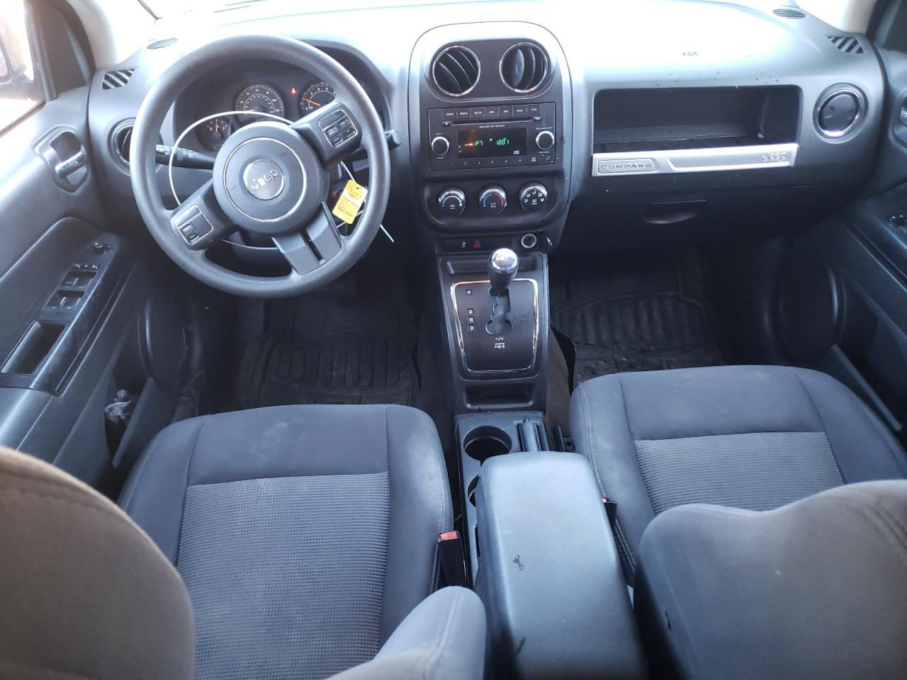 2015 Jeep Compass - Image 8