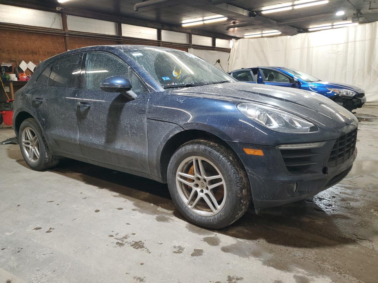 2017 Porsche Macan - Image 4