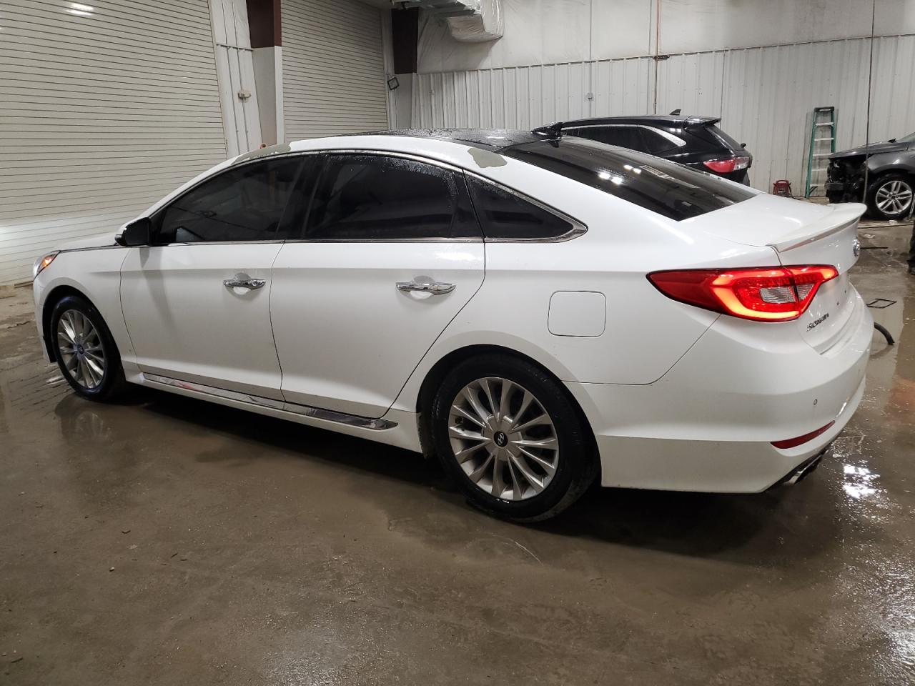 2015 Hyundai Sonata - Image 2
