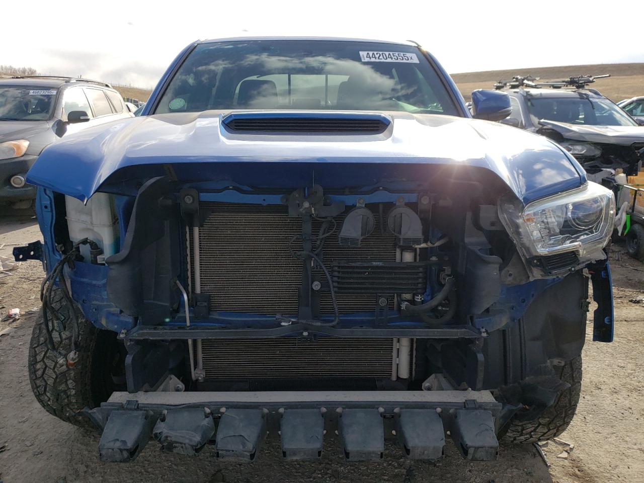 2017 Toyota Tacoma - Image 5
