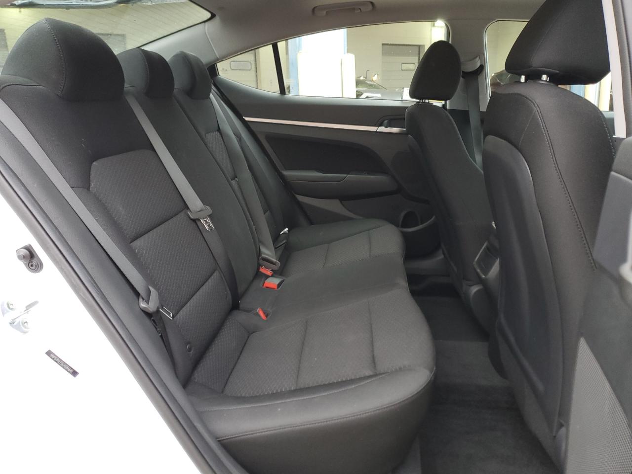 2020 Hyundai Elantra - Image 10