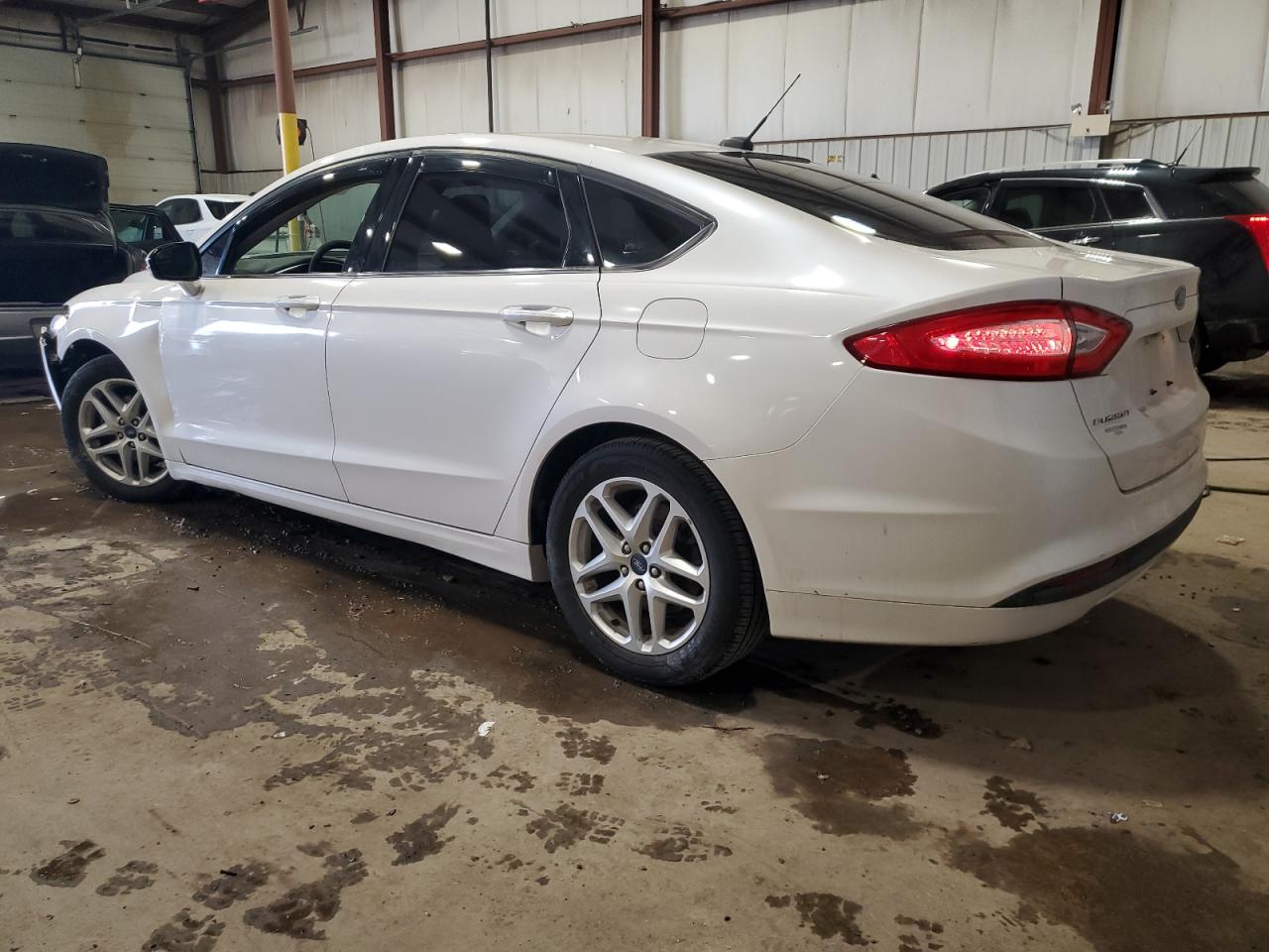 2014 Ford Fusion - Image 2