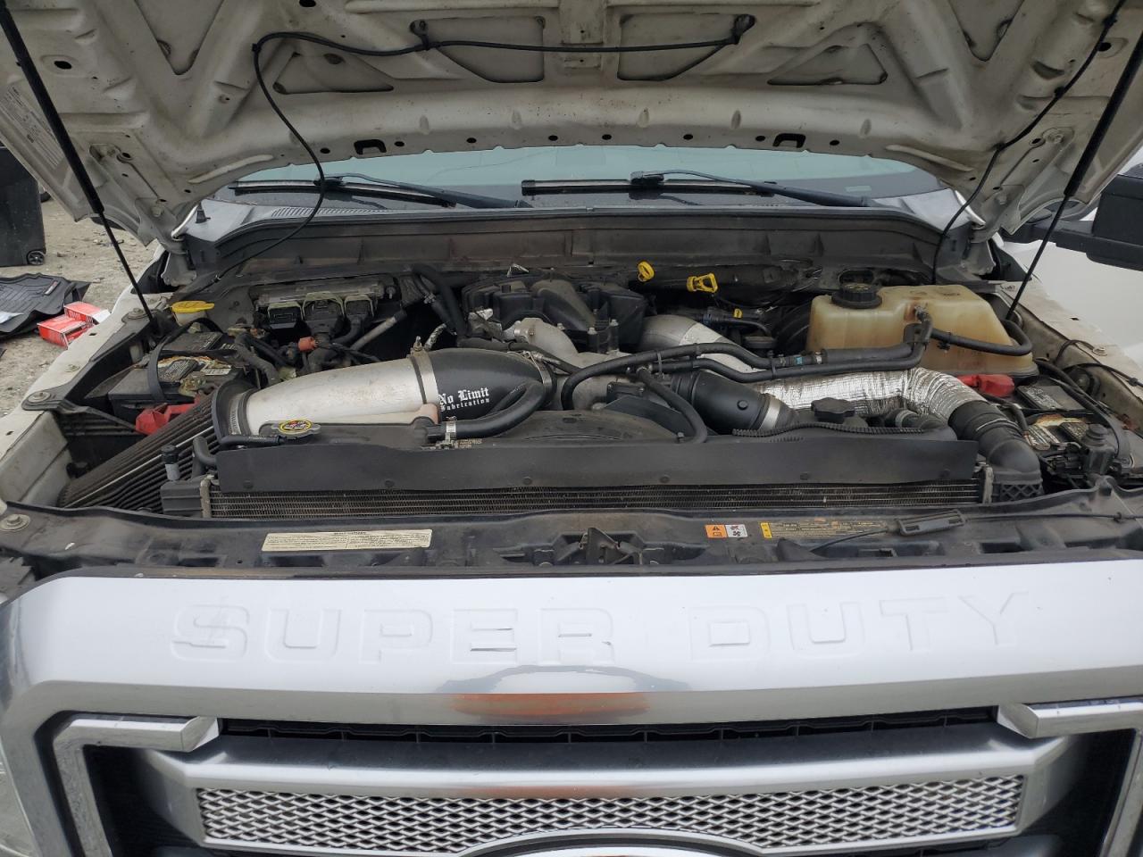 2015 Ford F250 - Image 11