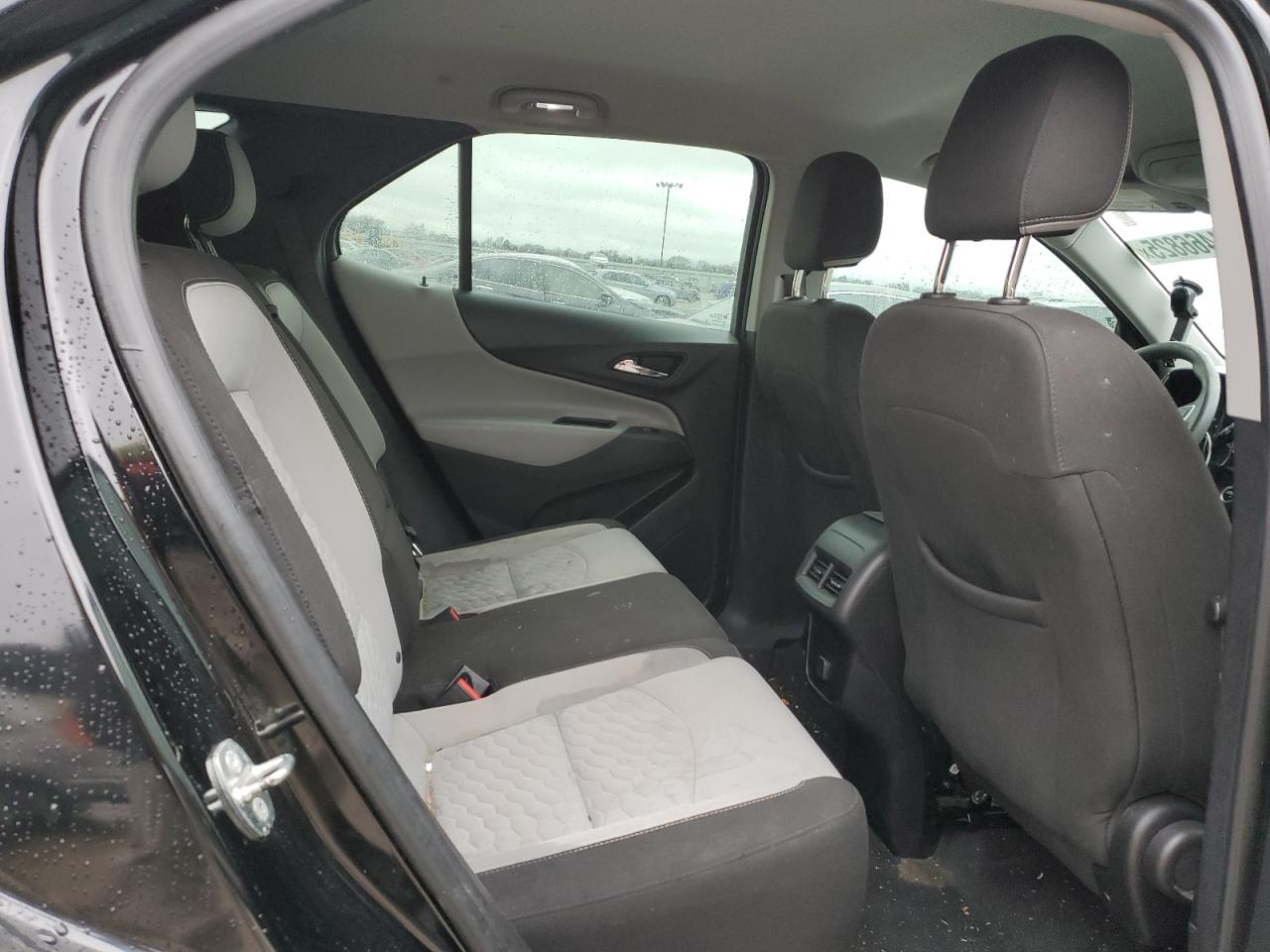 2018 Chevrolet Equinox - Image 11