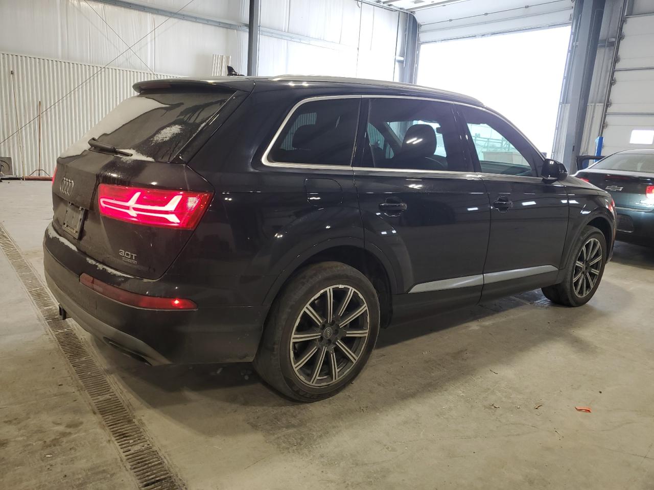 2017 Audi Q7 - Image 3
