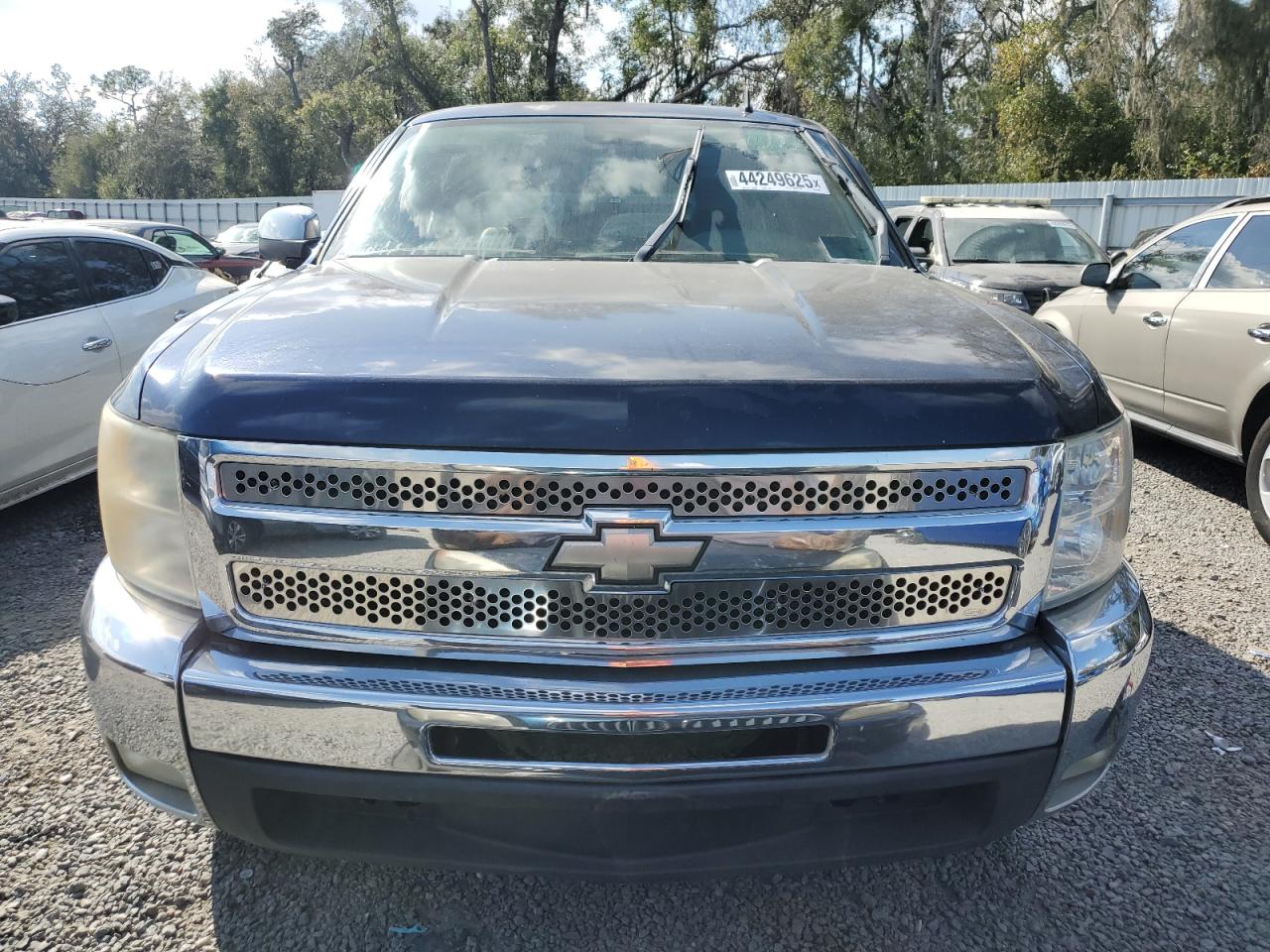 2011 Chevrolet Silverado - Image 5