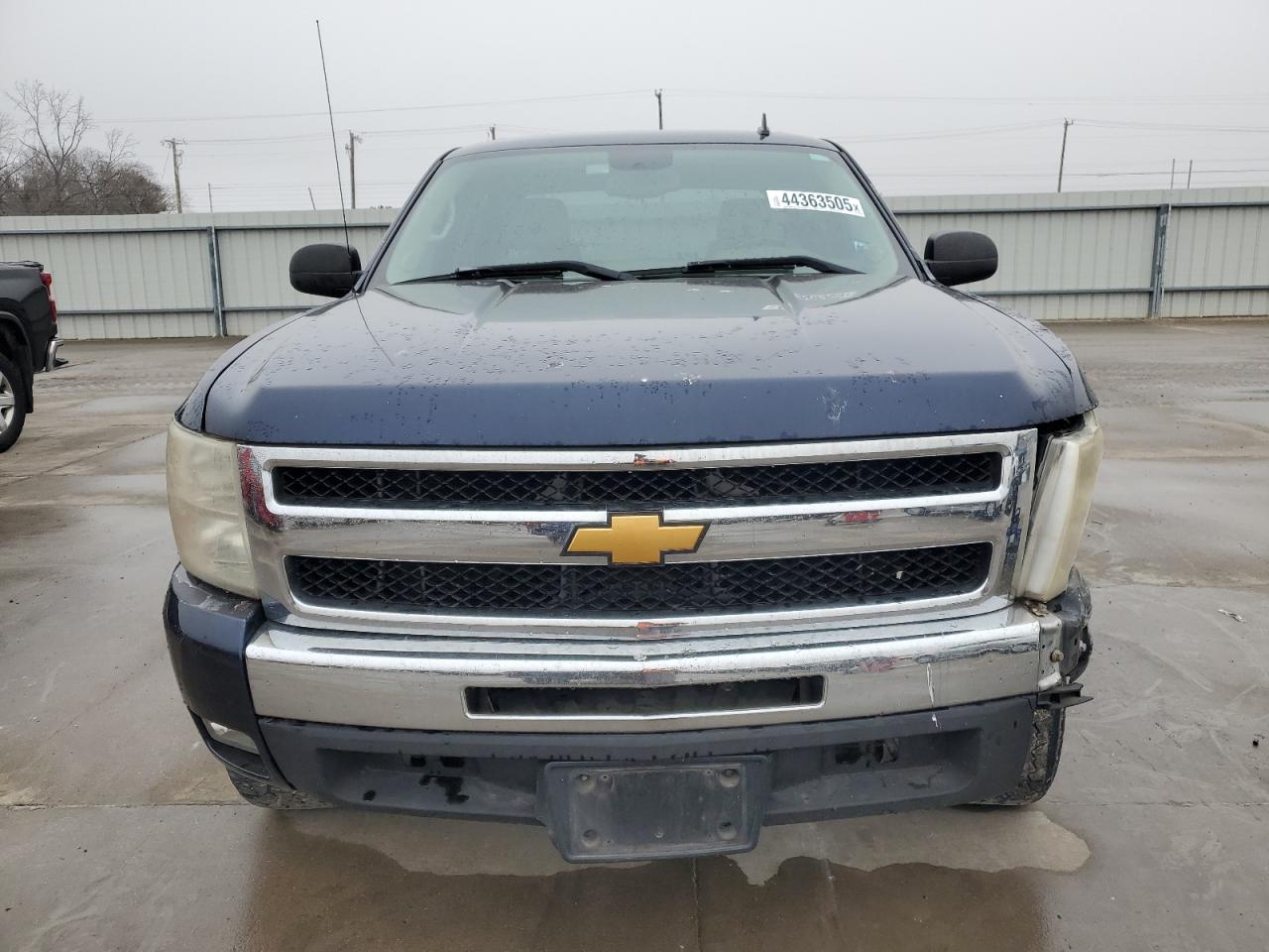 2012 Chevrolet Silverado - Image 5