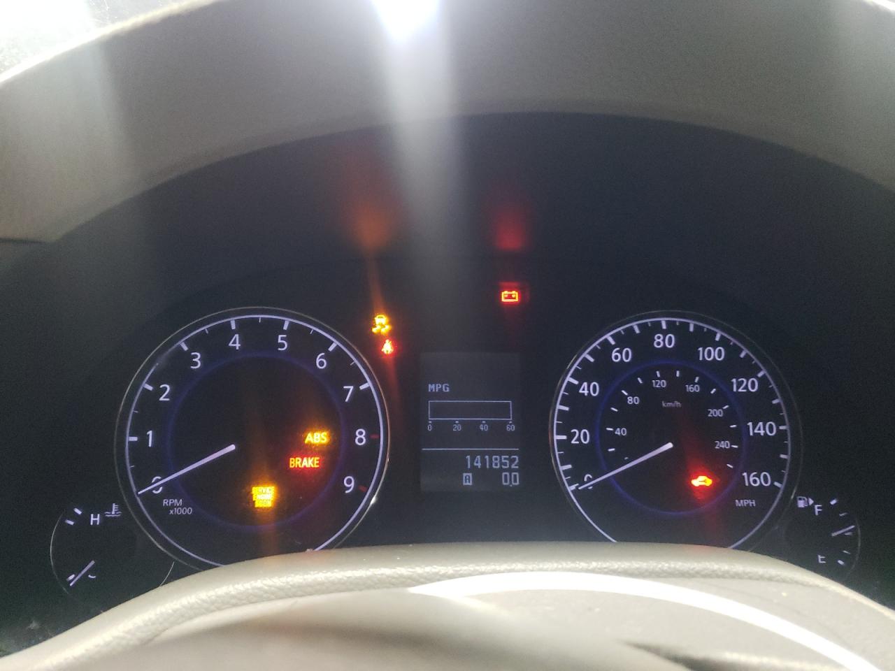 2011 Infiniti G - Image 9