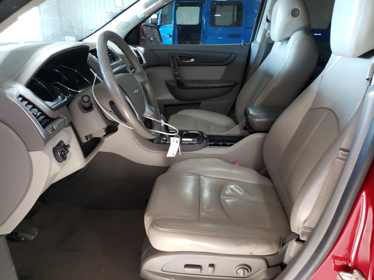 2013 GMC Acadia - Image 7