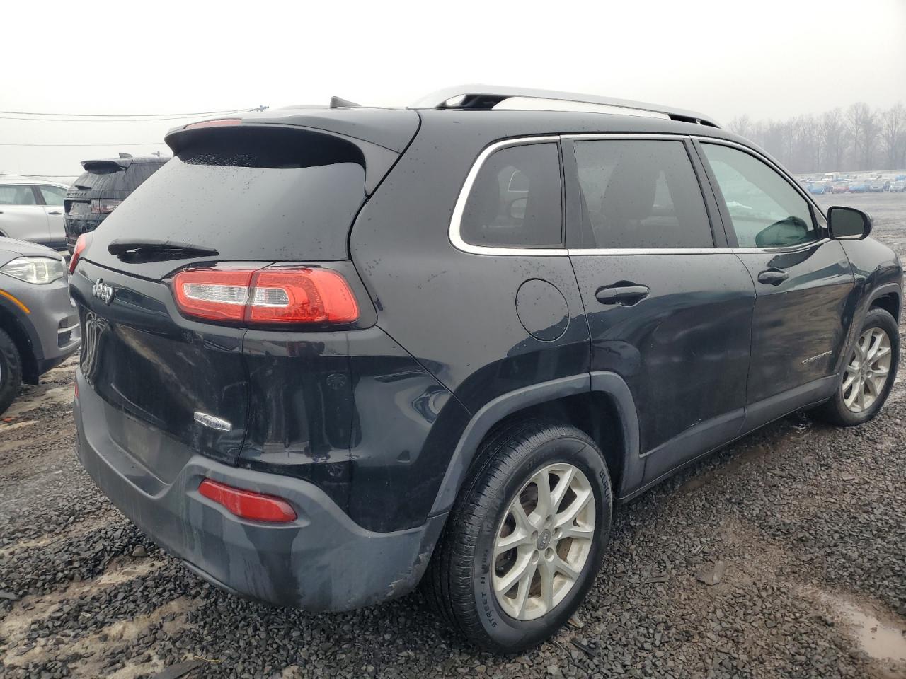 2017 Jeep Grand Cherokee - Image 3