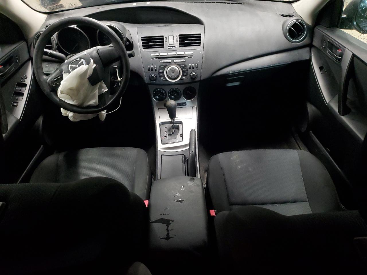 2011 Mazda 3 - Image 8