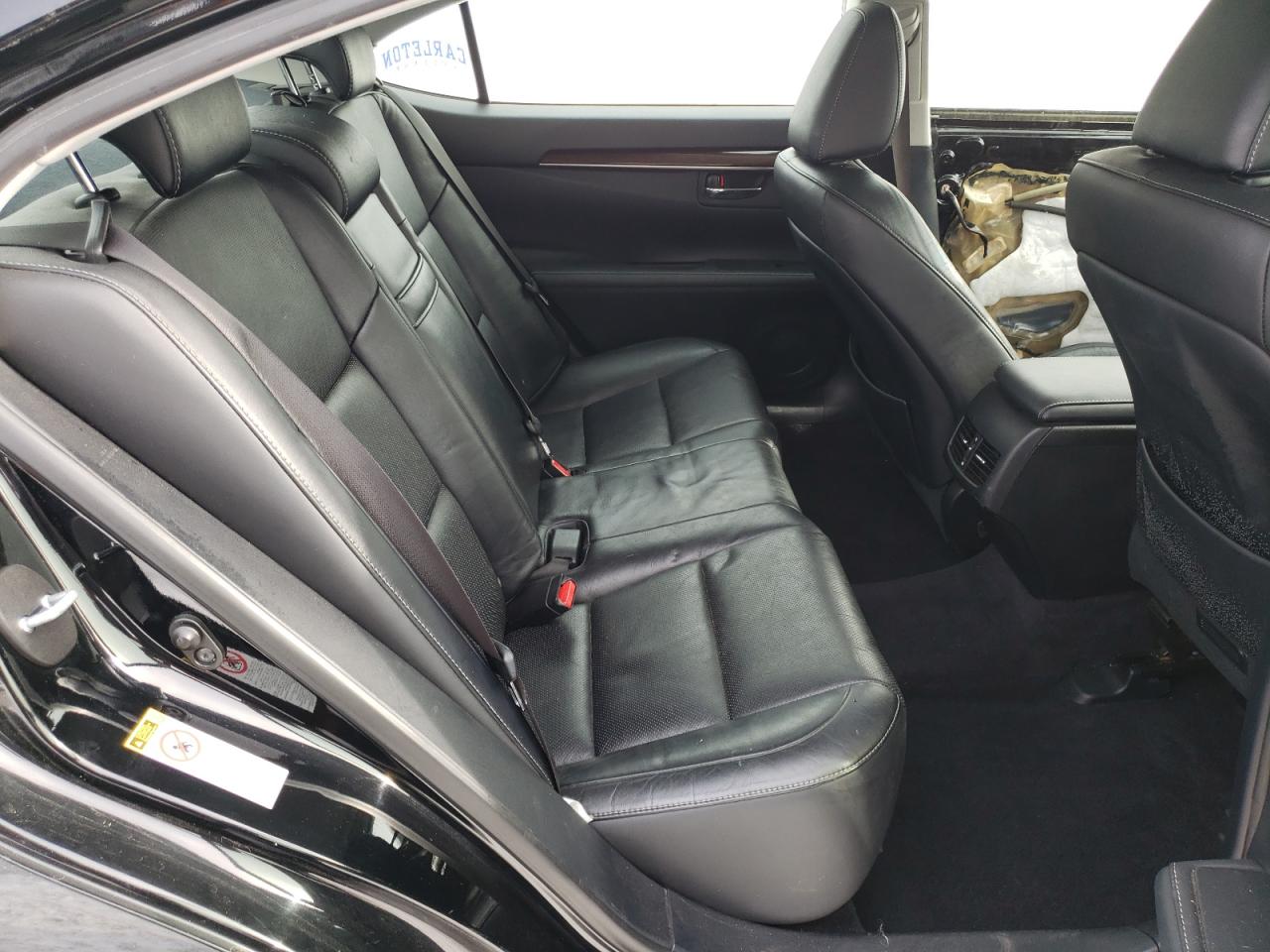 2014 Lexus ES - Image 10