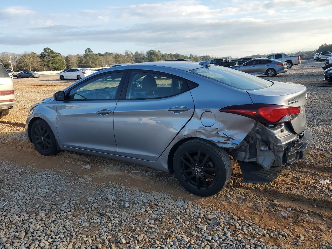 2016 Hyundai Elantra - Image 2
