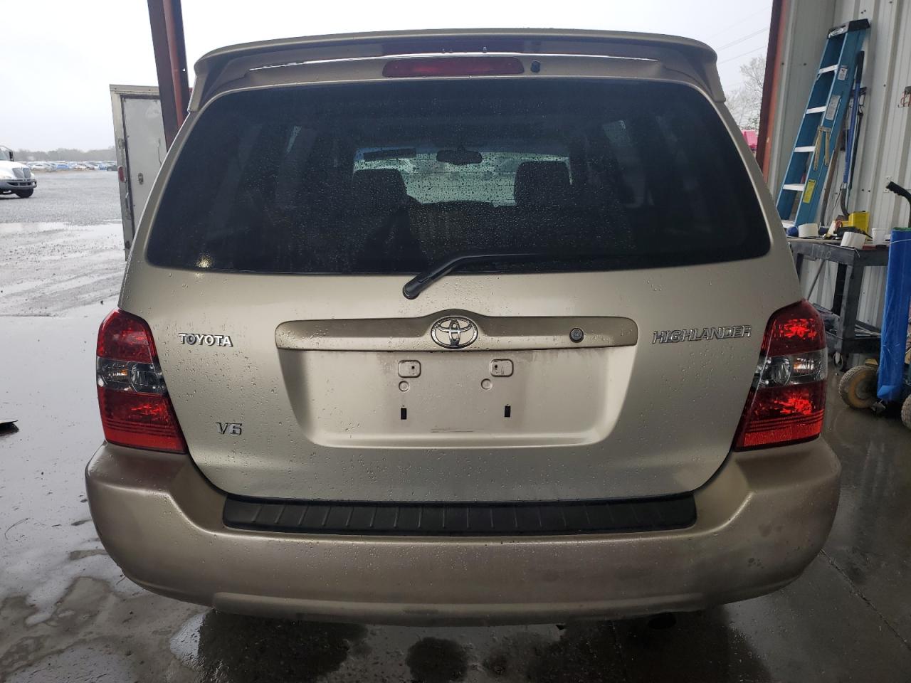 2005 Toyota Highlander - Image 6