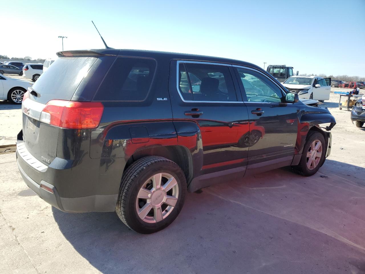 2012 GMC Terrain - Image 3