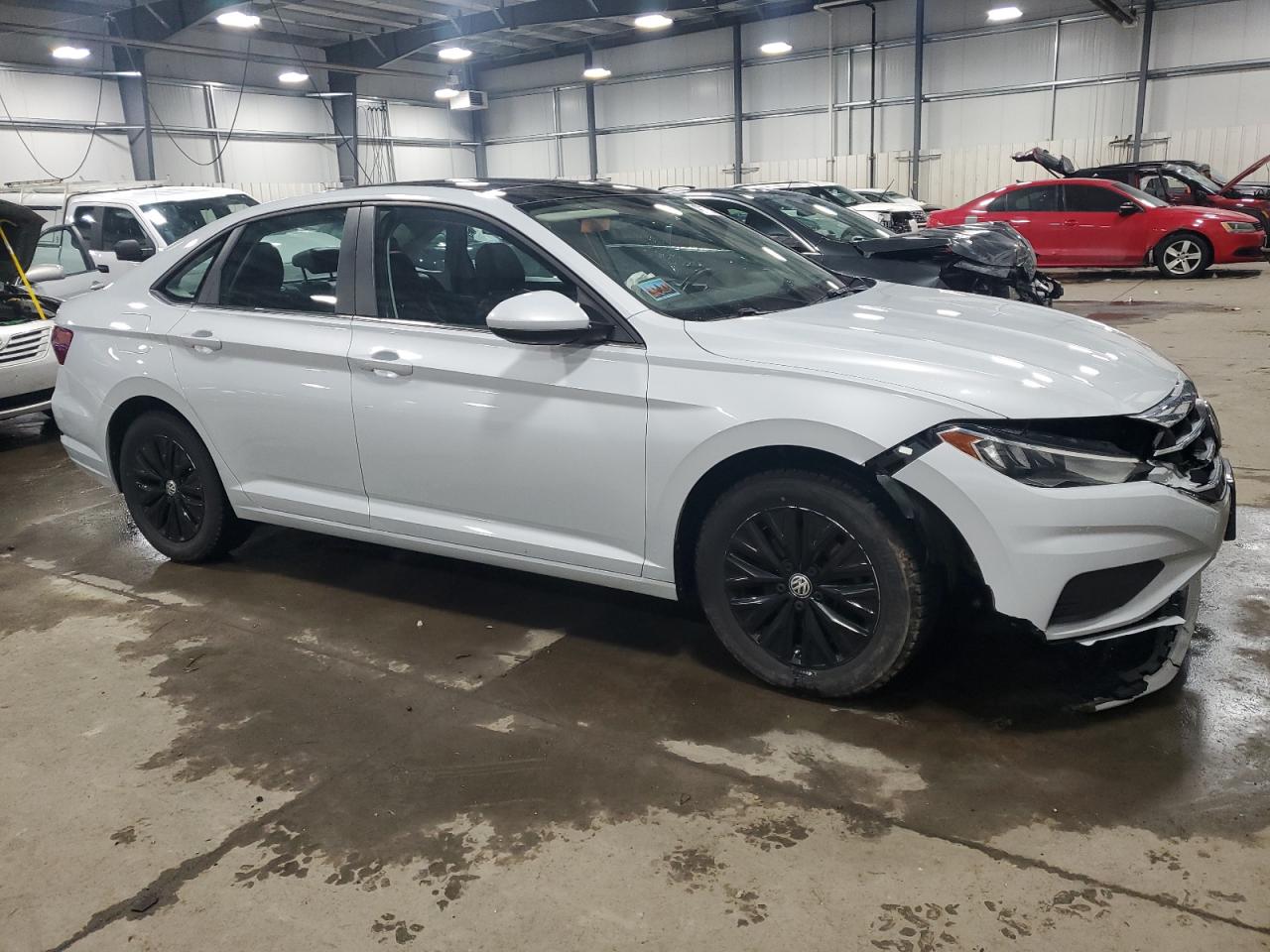 2019 Volkswagen Jetta - Image 4