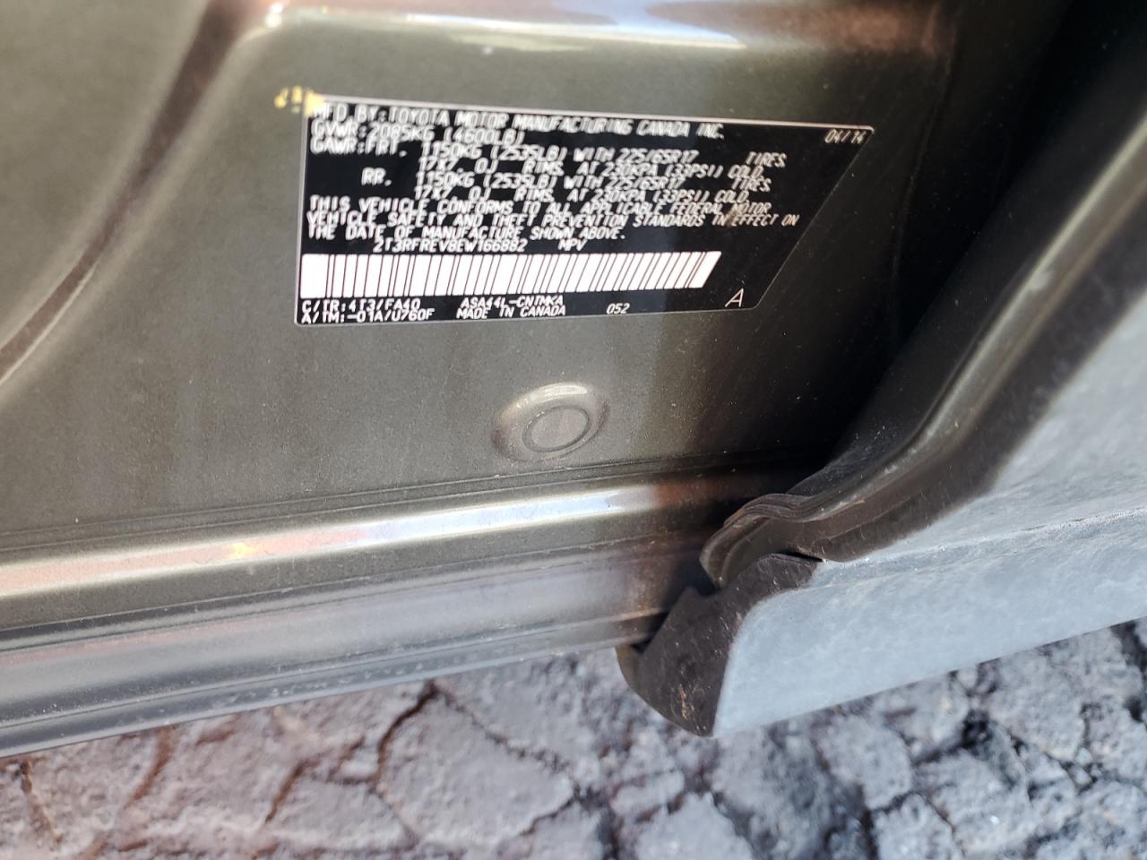 2014 Toyota RAV 4 - Image 12