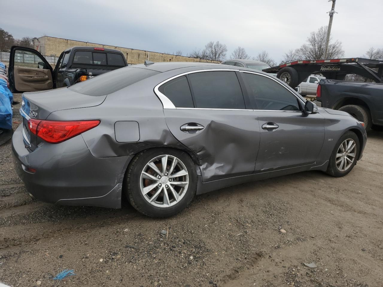 2016 Infiniti Q50 - Image 3