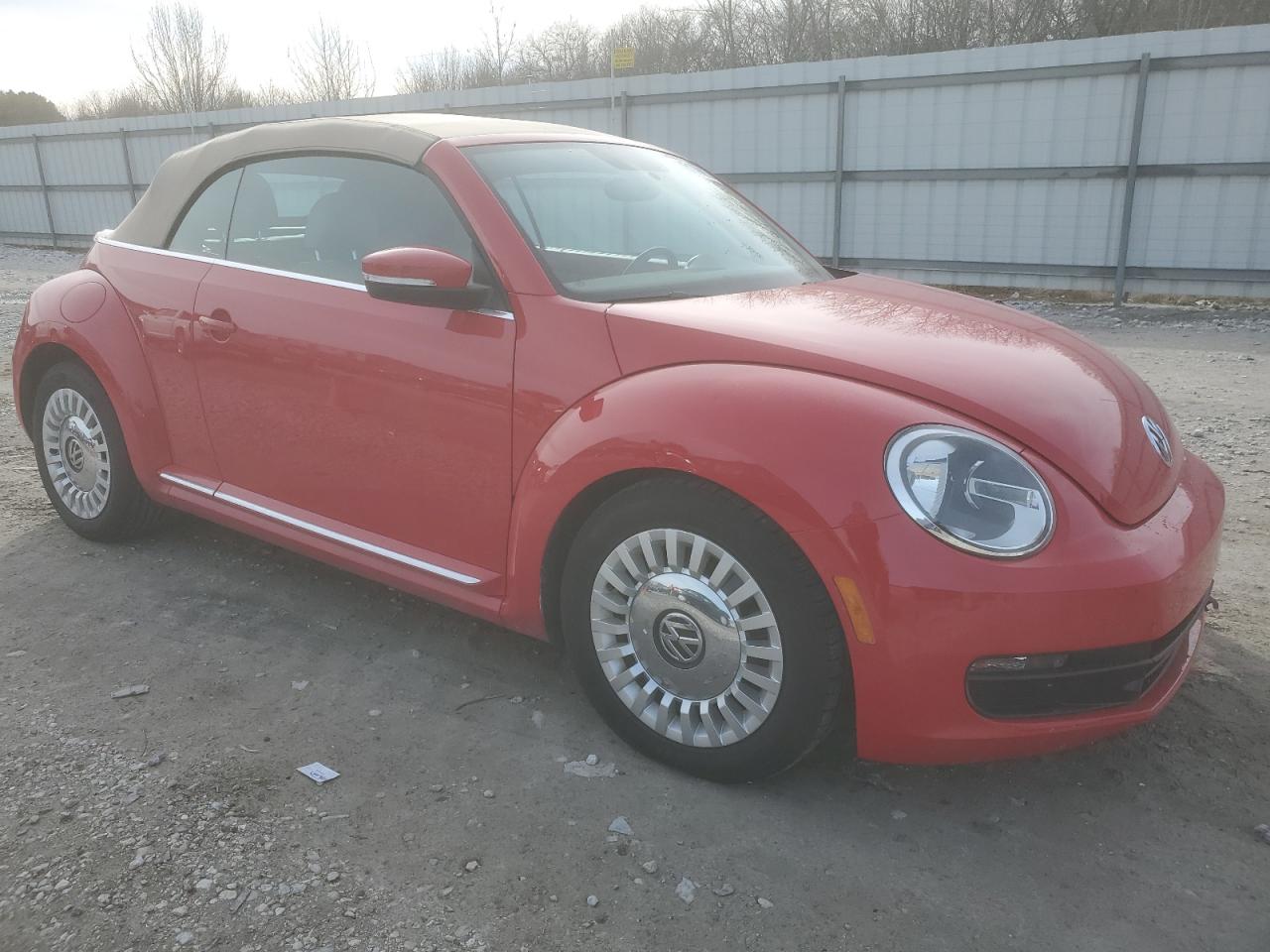 2013 Volkswagen Beetle - Image 4