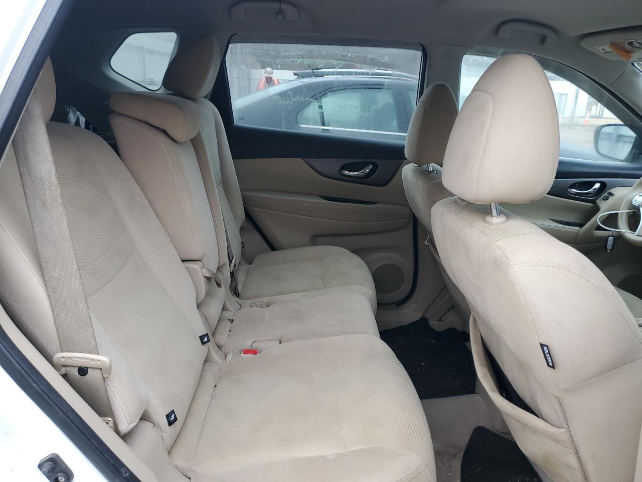 2015 Nissan Rogue - Image 10