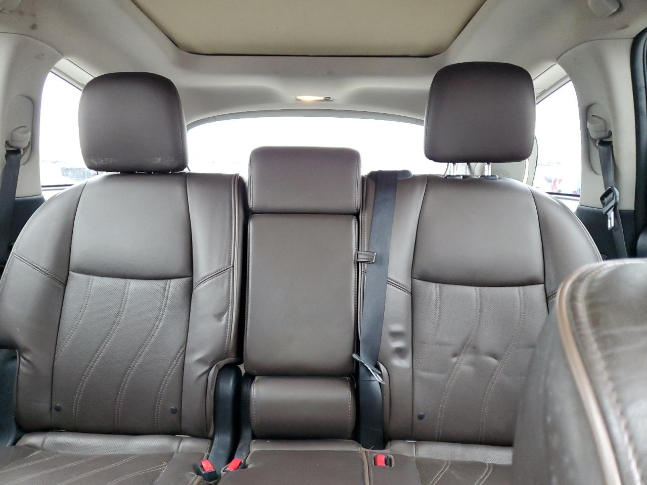 2013 Infiniti JX - Image 10