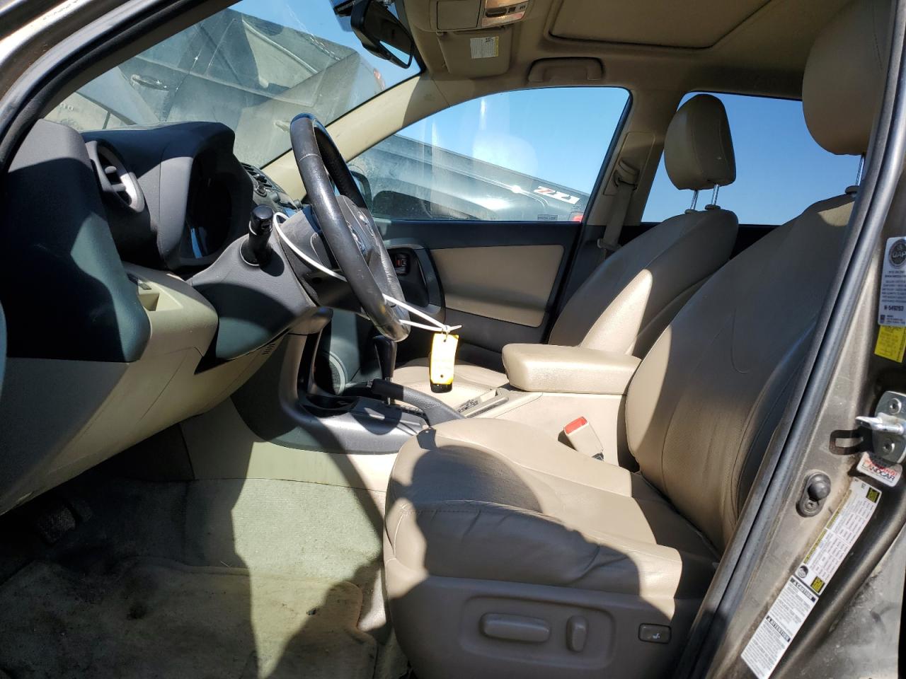 2011 Toyota RAV 4 - Image 7