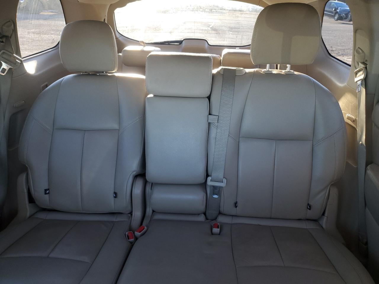 2013 Nissan Pathfinder - Image 10