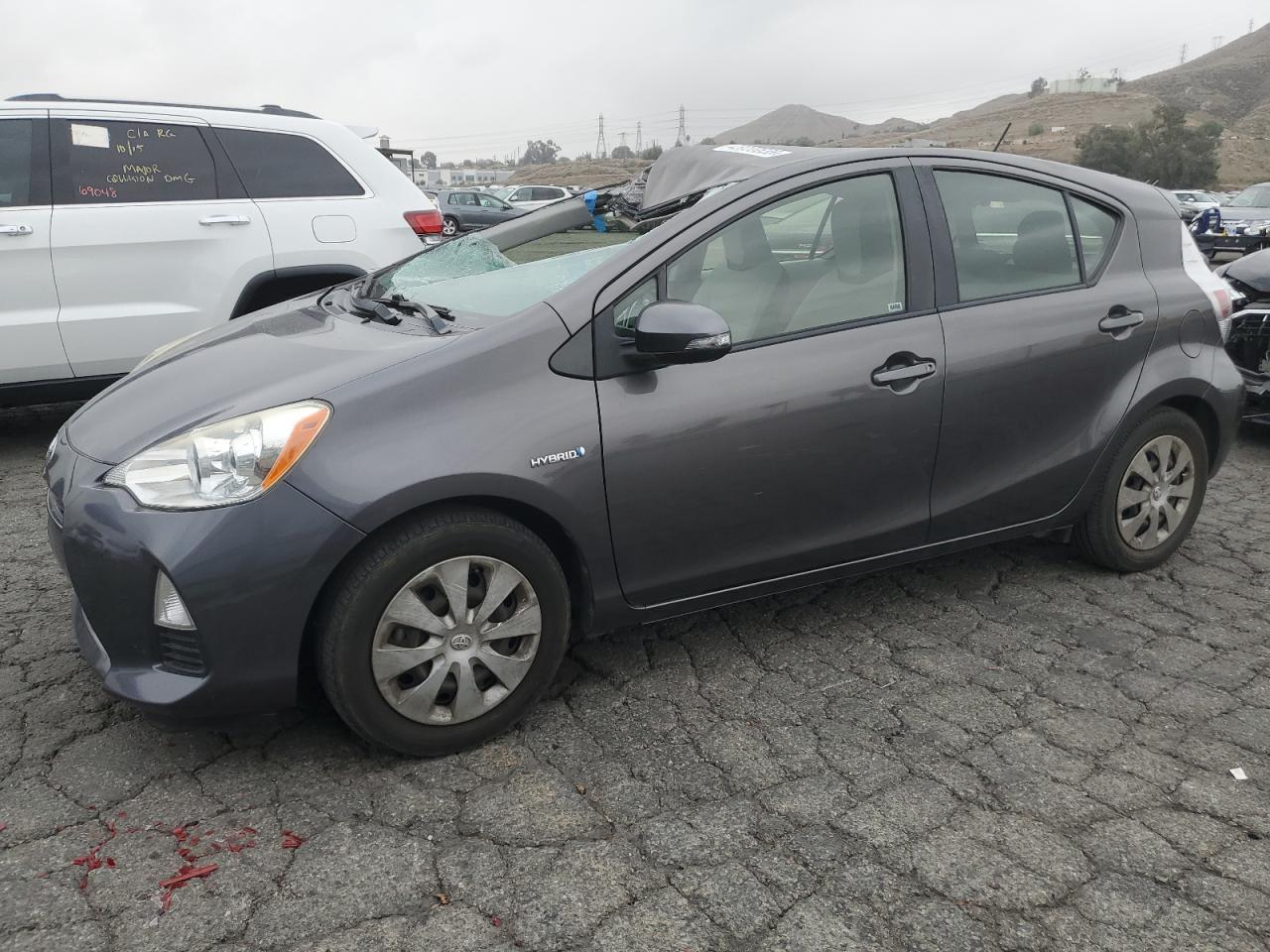 2014 Toyota Prius - Image 1