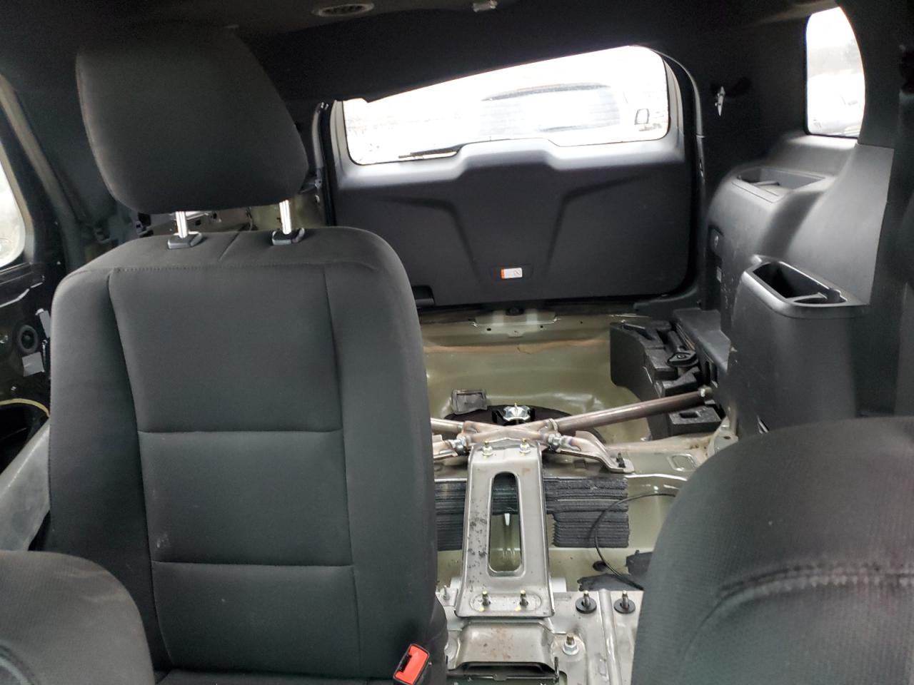 2017 Ford Explorer - Image 10