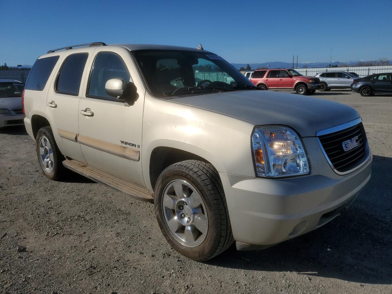 2007 GMC Yukon - Image 4