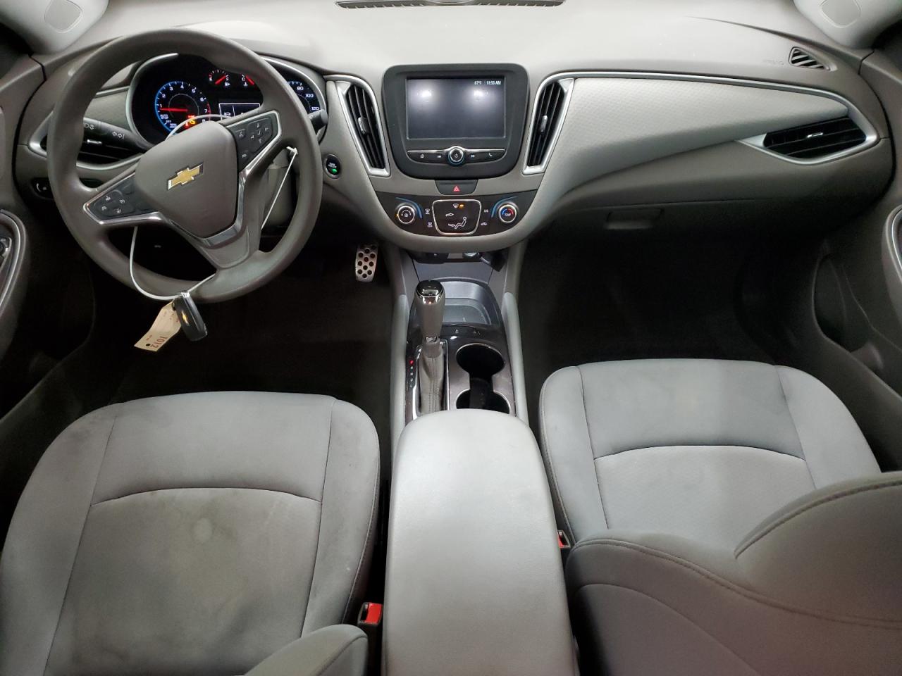 2016 Chevrolet Malibu - Image 8