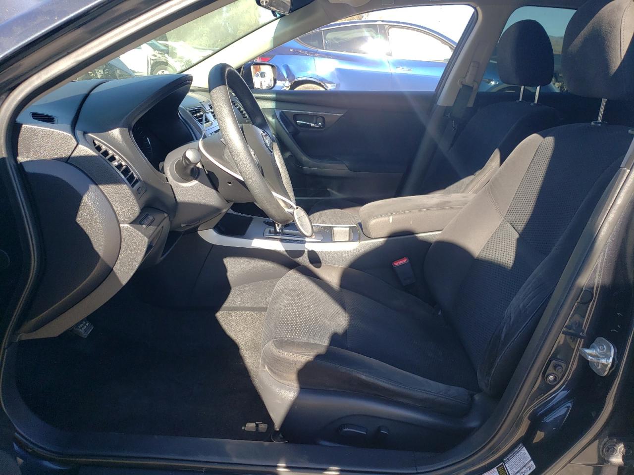 2015 Nissan Altima - Image 7