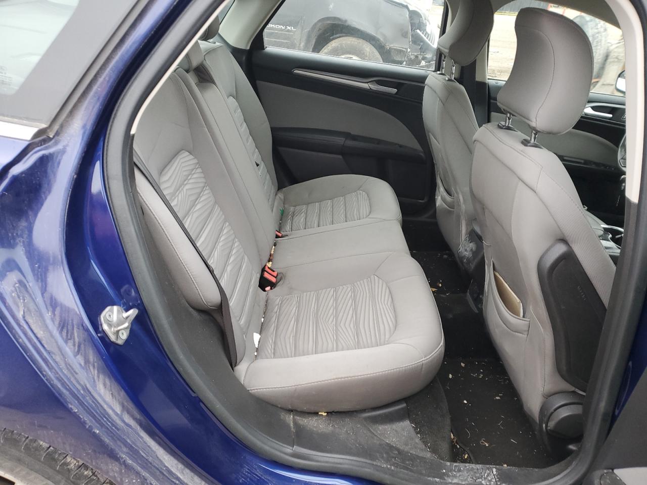 2016 Ford Fusion - Image 10