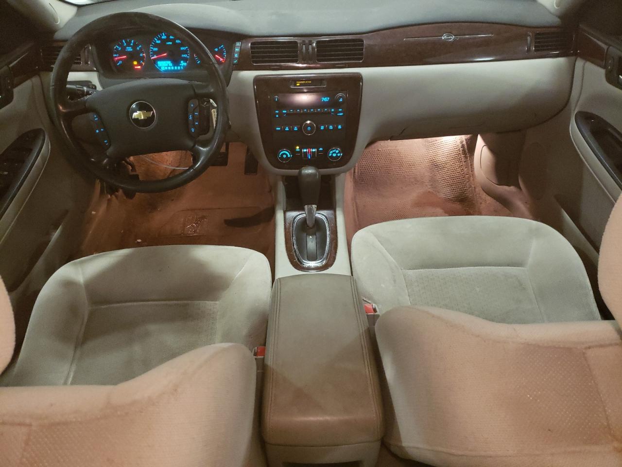 2011 Chevrolet Impala - Image 8