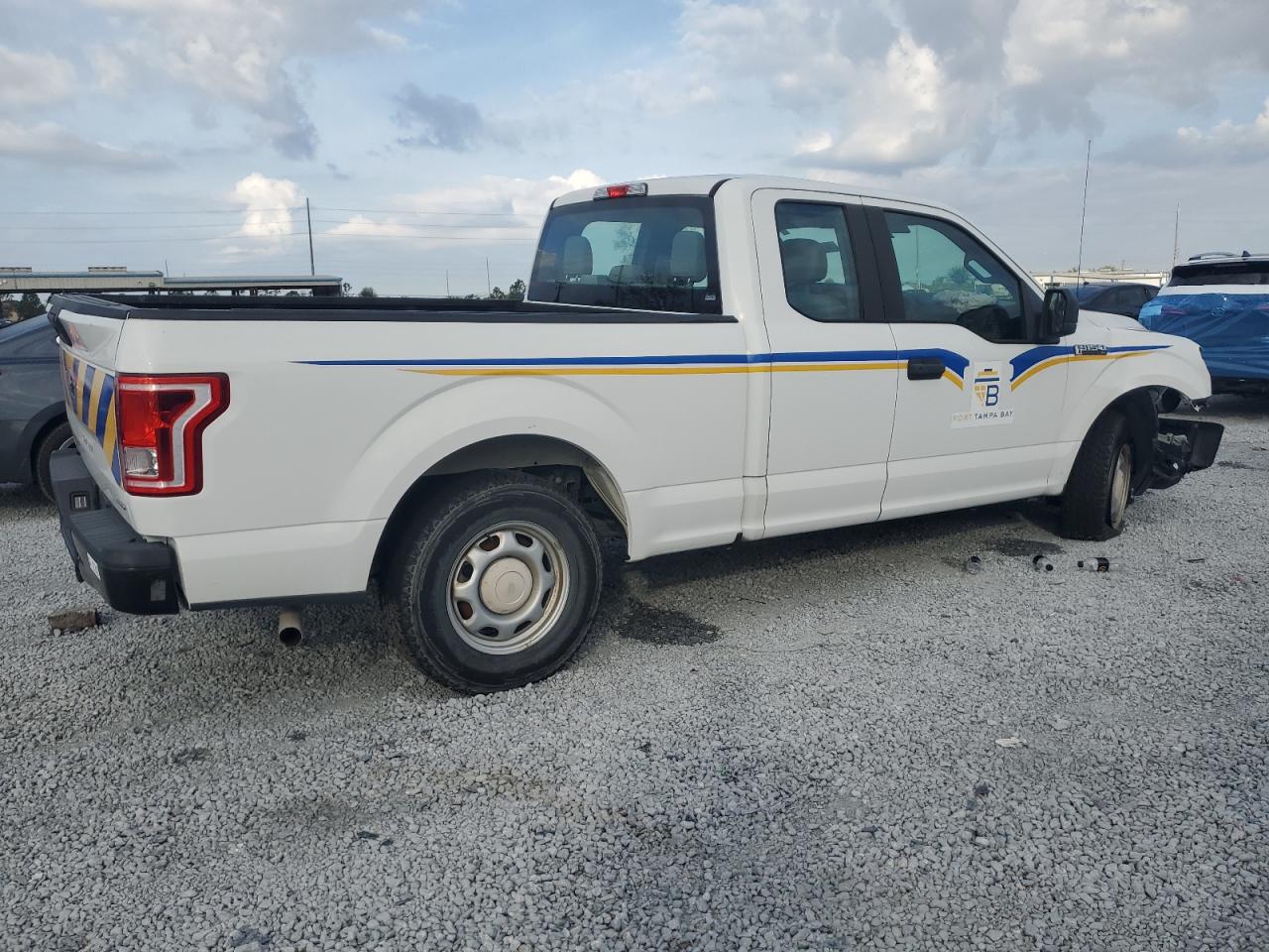2016 Ford F-150 - Image 3