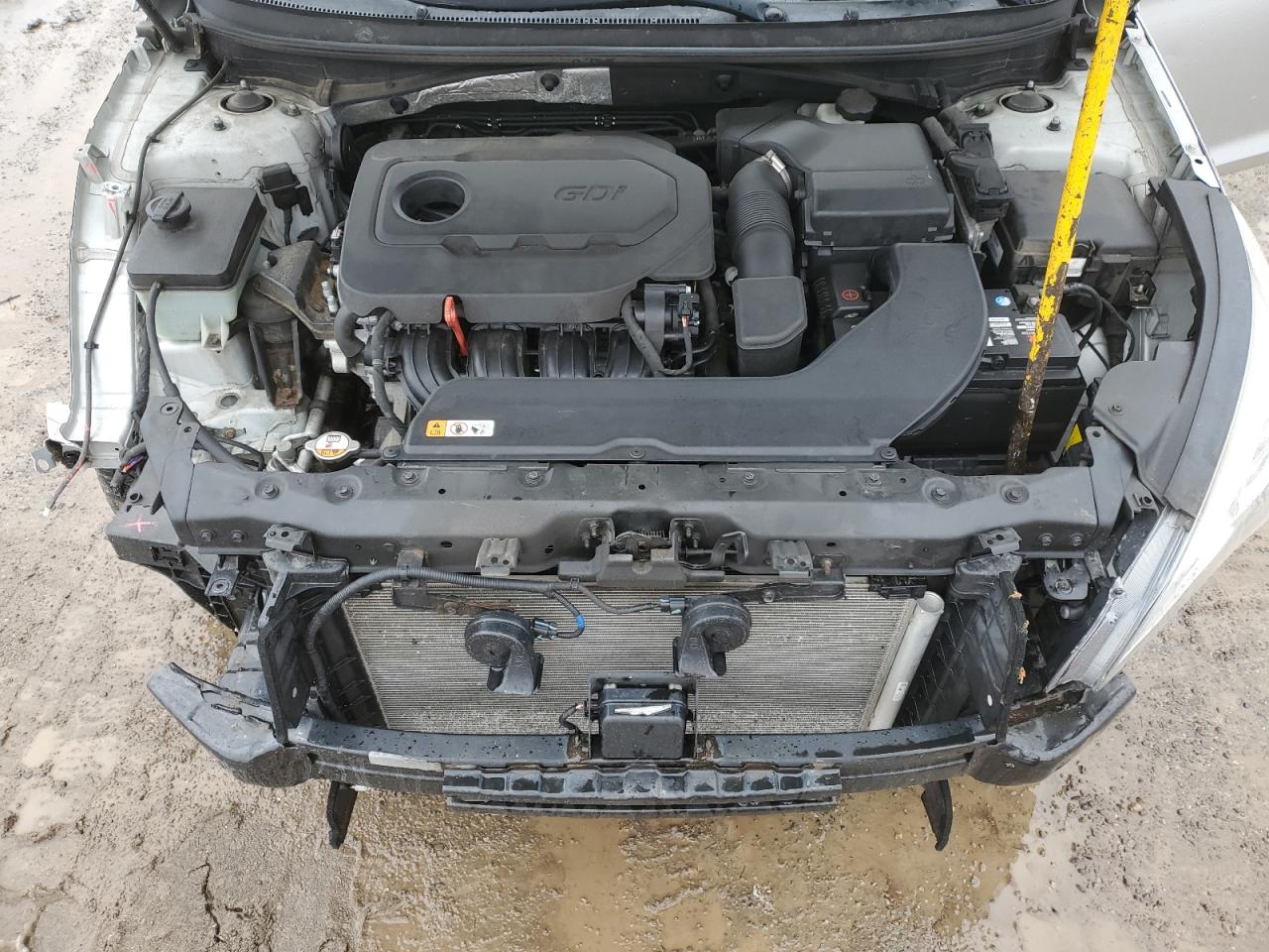 2015 Hyundai Sonata - Image 11