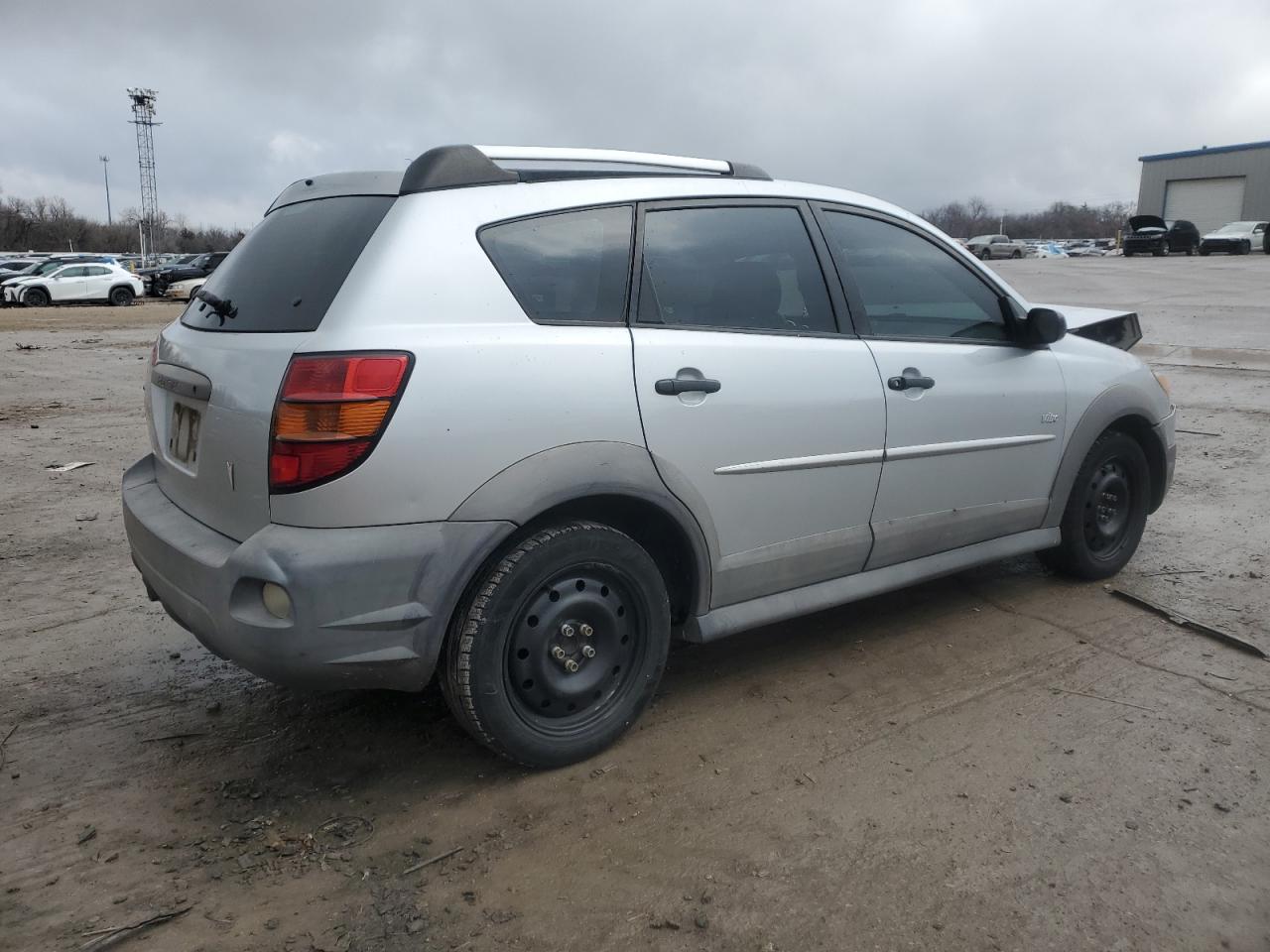 2008 Pontiac Vibe - Image 3