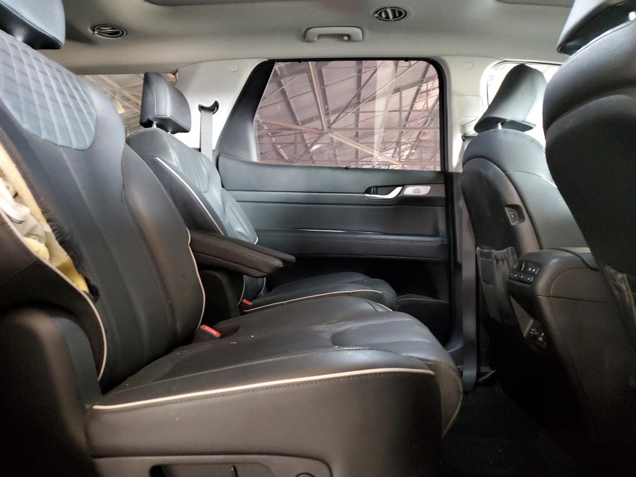 2023 Hyundai Palisade - Image 11
