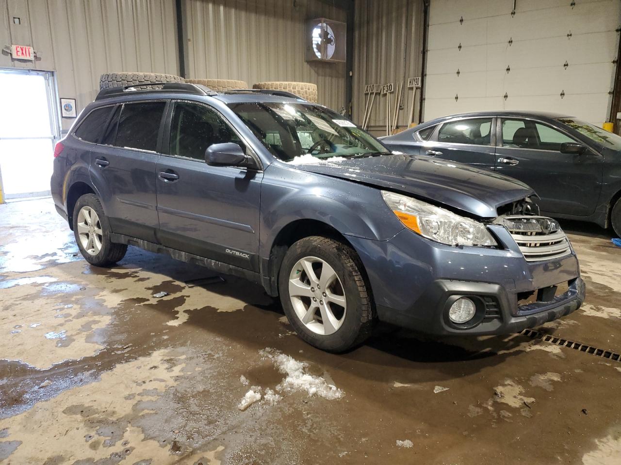 2013 Subaru Outback - Image 4