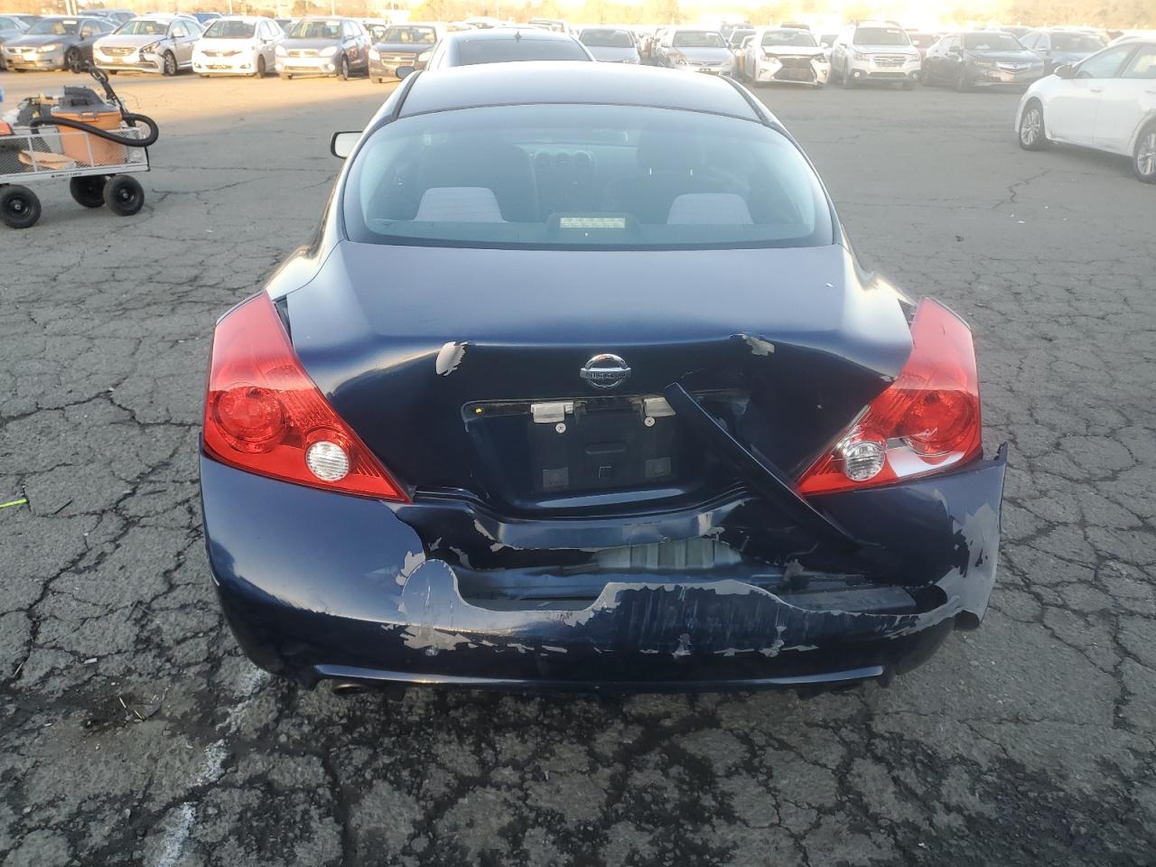 2010 Nissan Altima - Image 6
