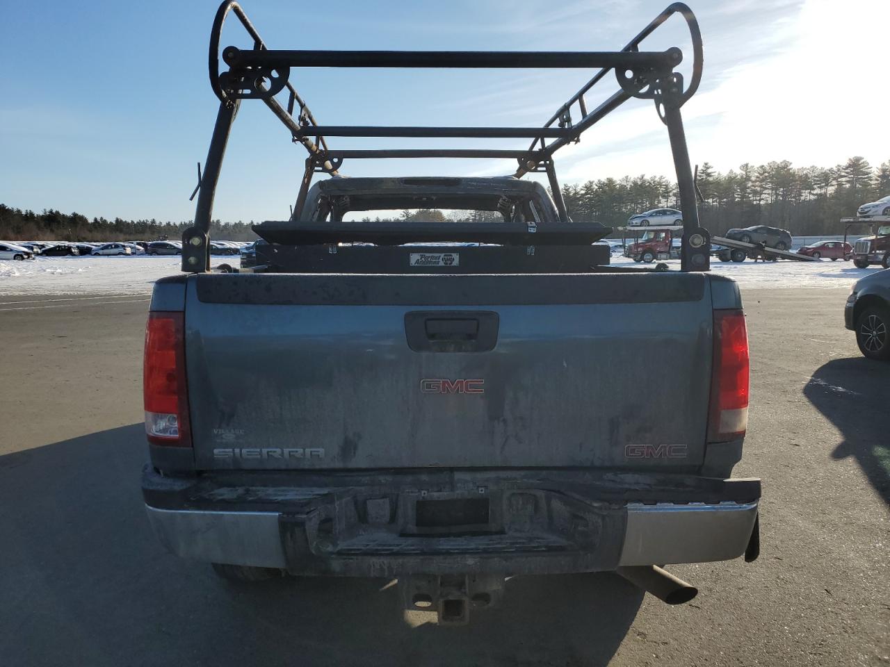 2011 GMC Sierra - Image 6
