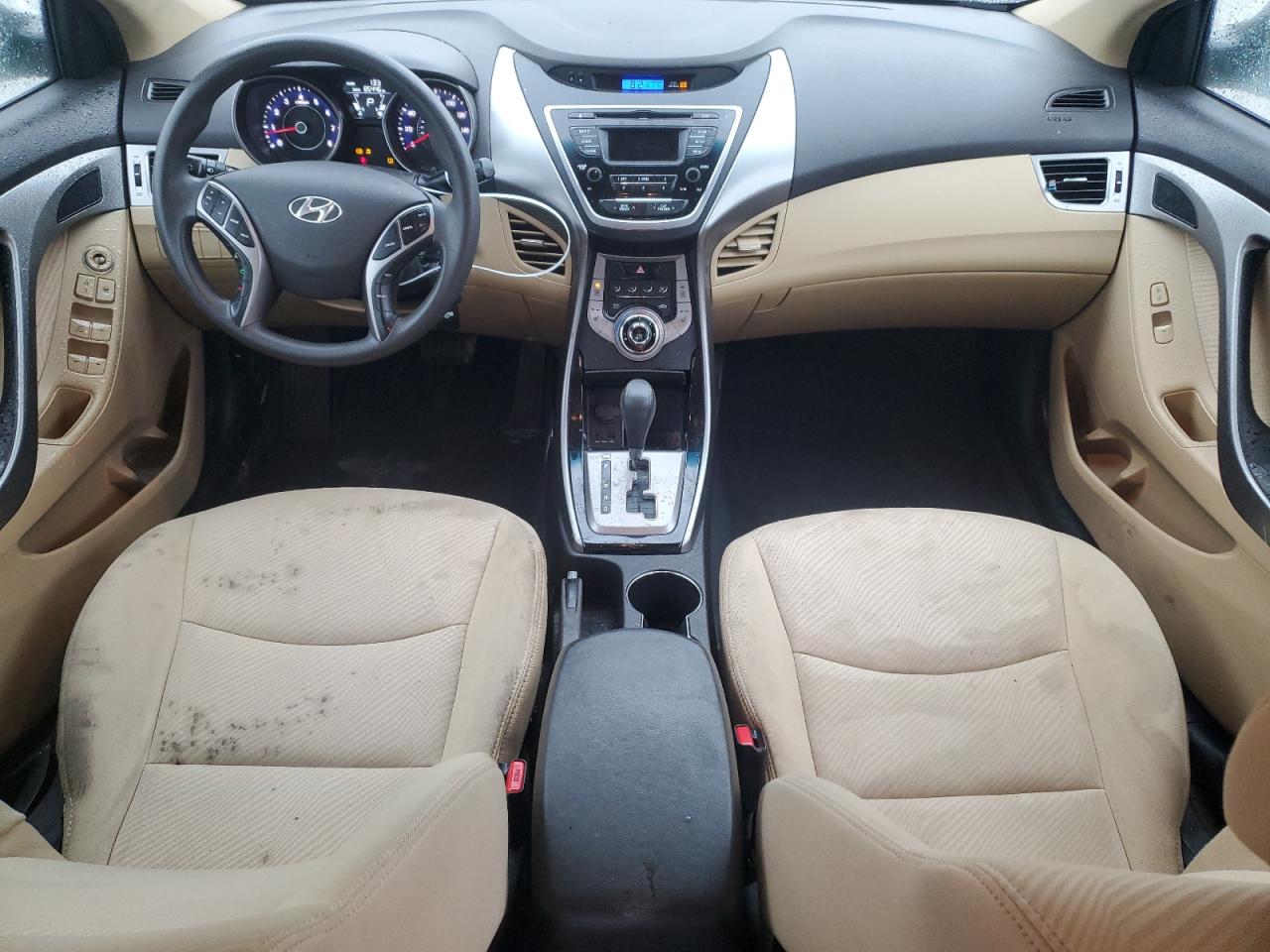 2013 Hyundai Elantra - Image 8