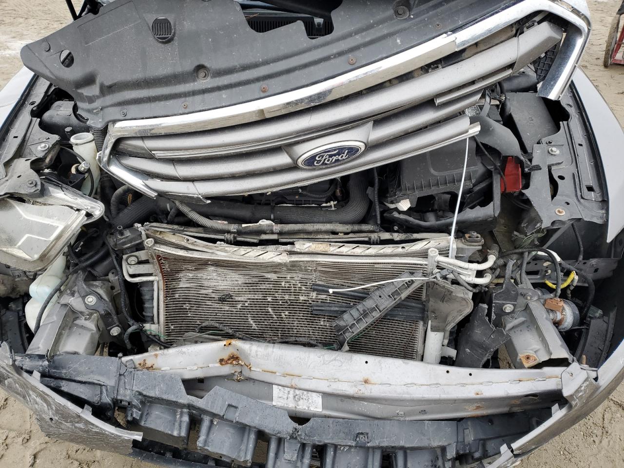 2013 Ford Taurus - Image 11