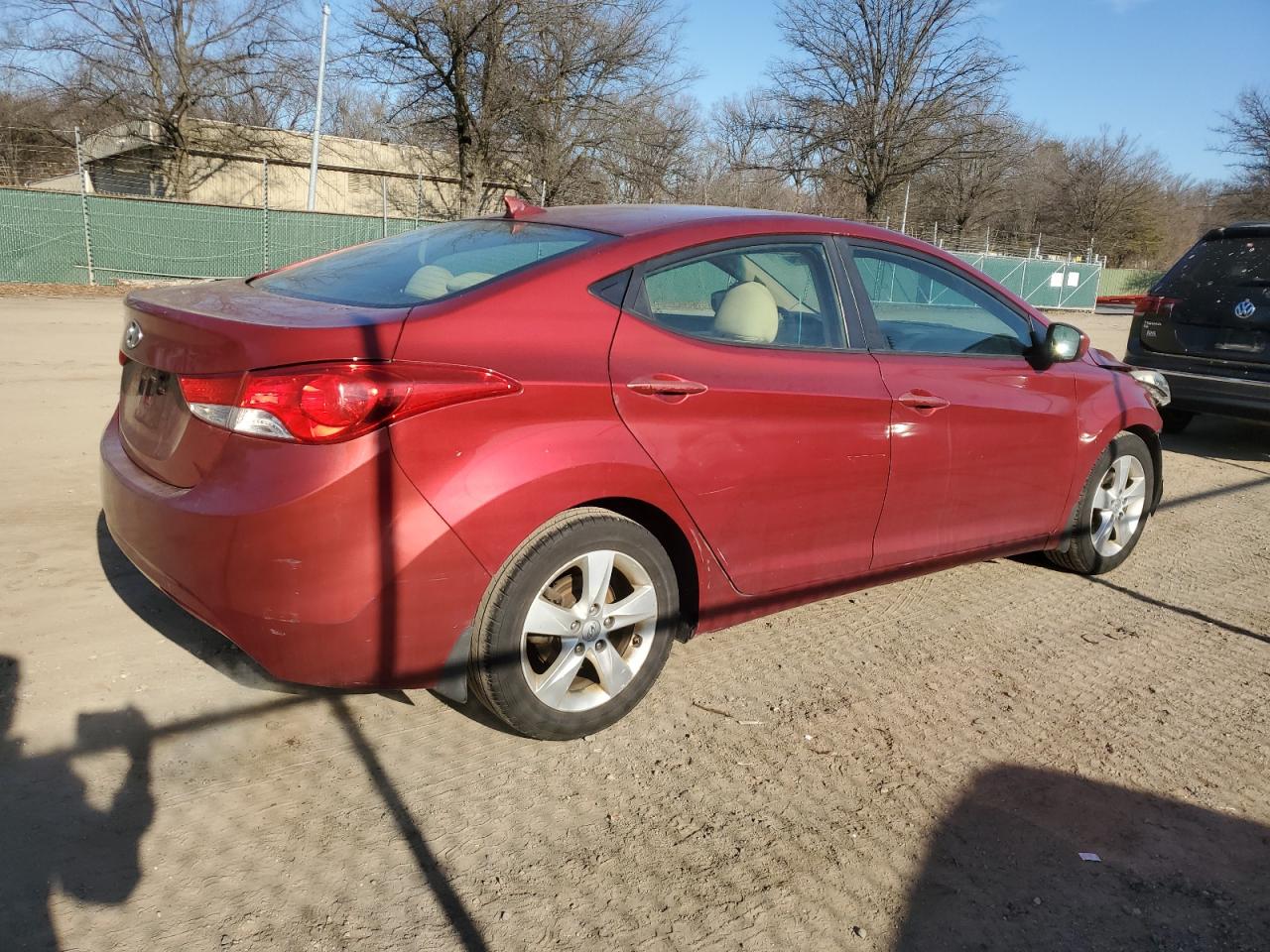 2013 Hyundai Elantra - Image 3