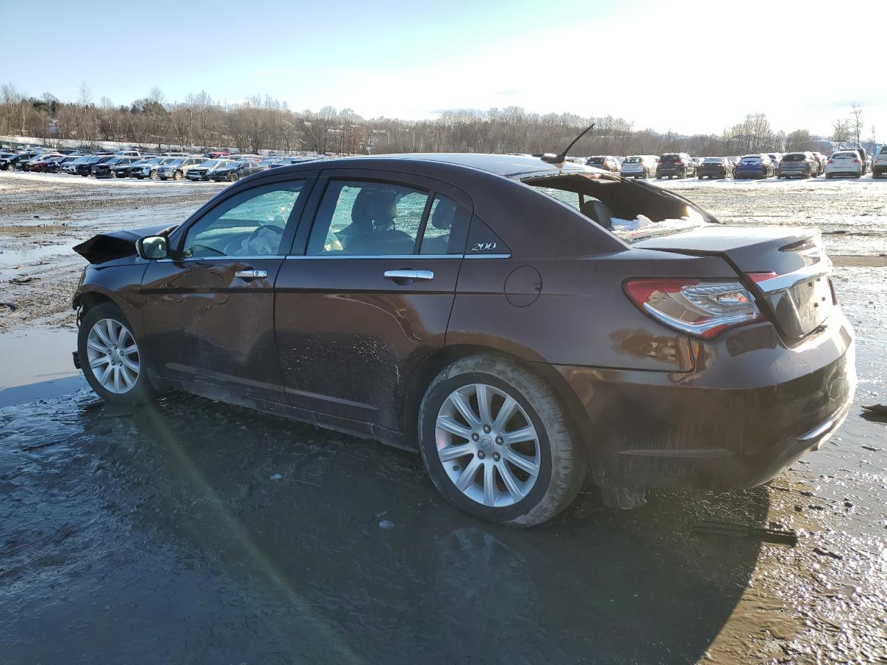 2013 Chrysler 200 - Image 2