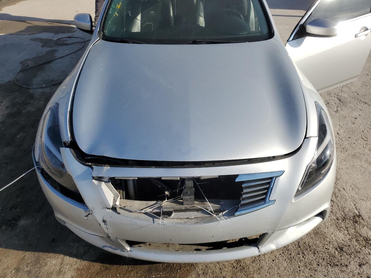 2012 Infiniti G - Image 11
