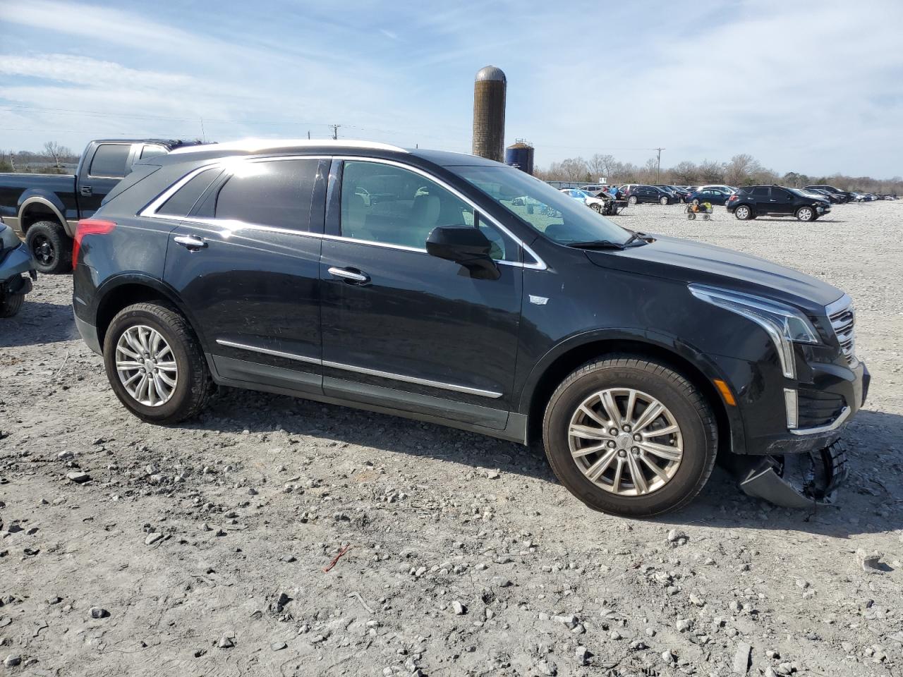 2017 Cadillac XT5 - Image 4