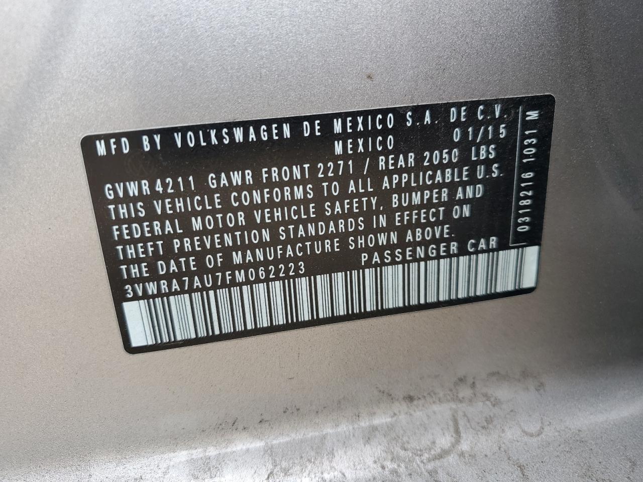2015 Volkswagen Golf - Image 12