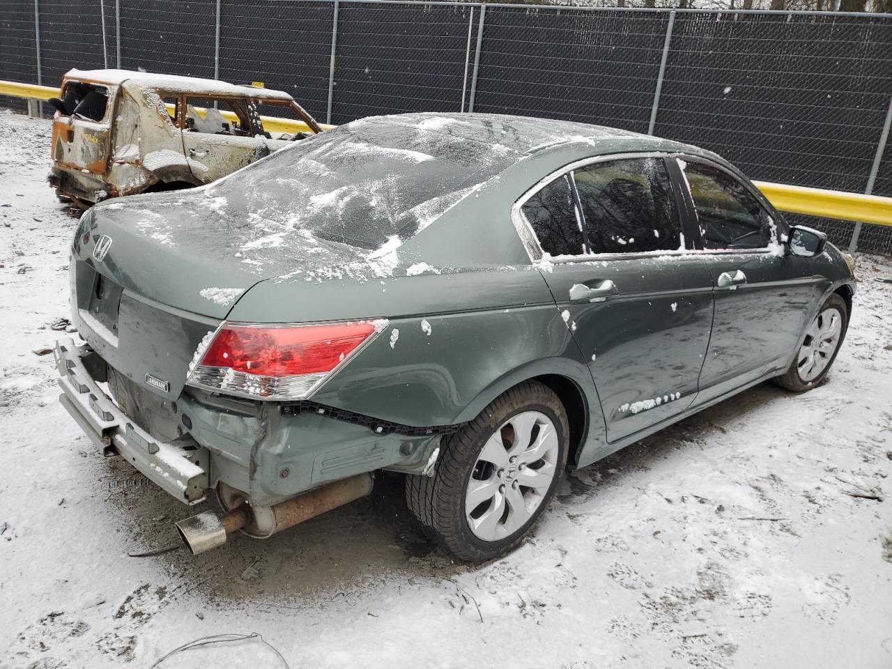 2009 Honda Accord - Image 3